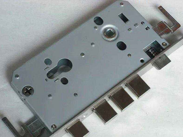 新宾24小时上门开锁公司